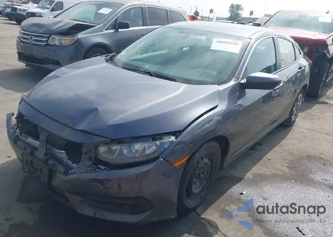 2018 Honda Civic Lx z USA, uszkodzony, nr VIN 2HGFC2F53JH598499